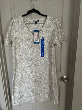 Nicole Miller Short Sleeve Shift Dress , NWT